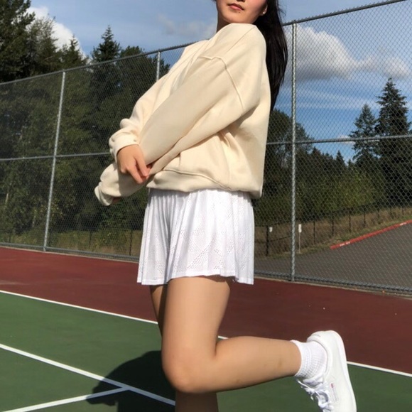 Princess Polly Cream Crewneck Molly 